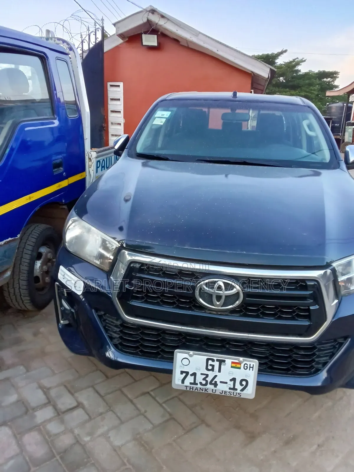 Toyota Hilux 2012 Blue