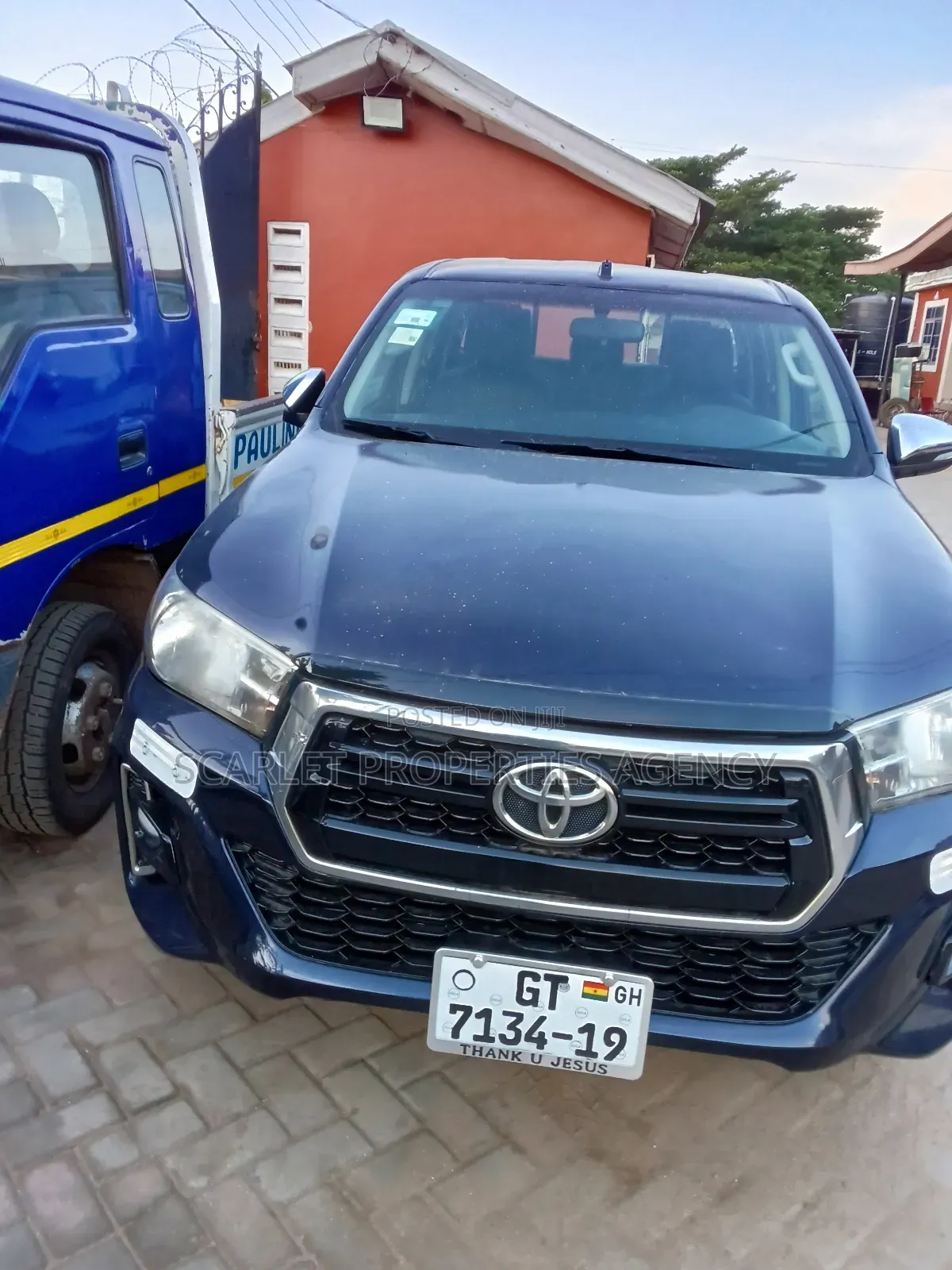 Toyota Hilux 2012 Blue