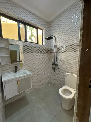 2bdrm Apartment in Burma Hills Close To, Accra Metropolitan for rent