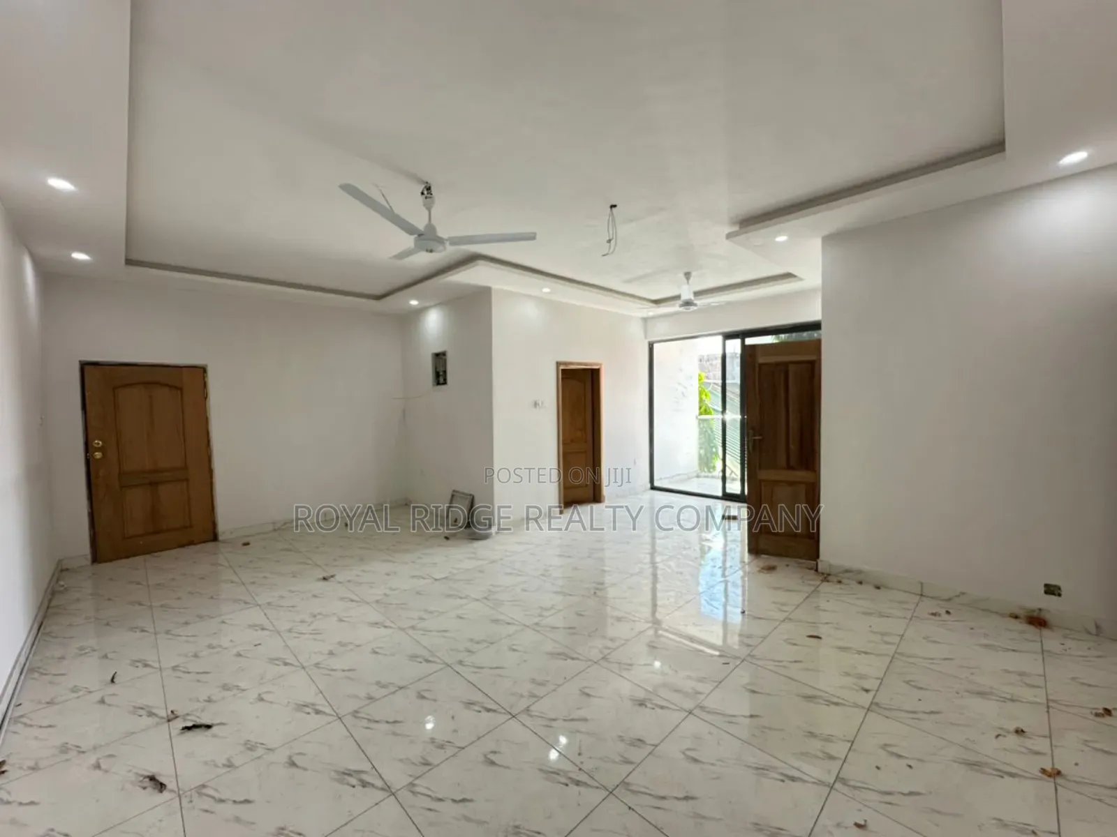 2bdrm Apartment in Burma Hills Close To, Accra Metropolitan for rent