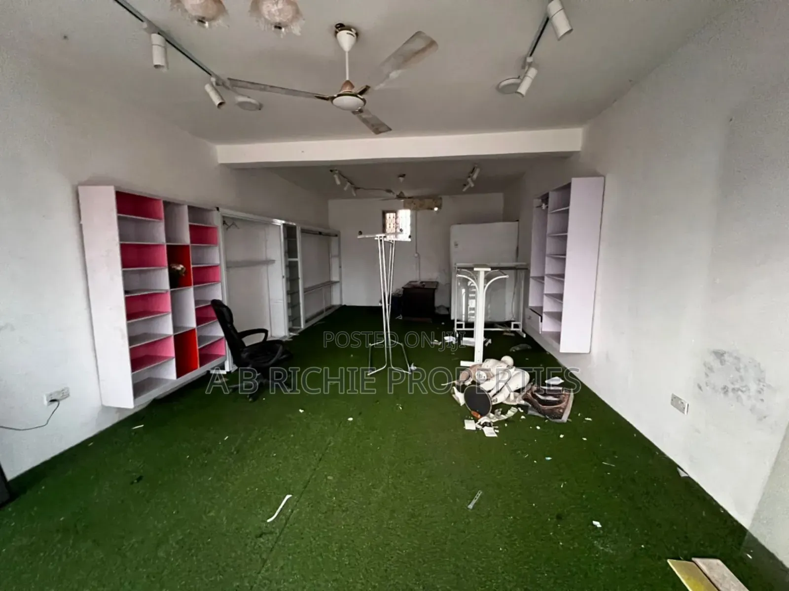 Shop for Rent at Tse-Addo