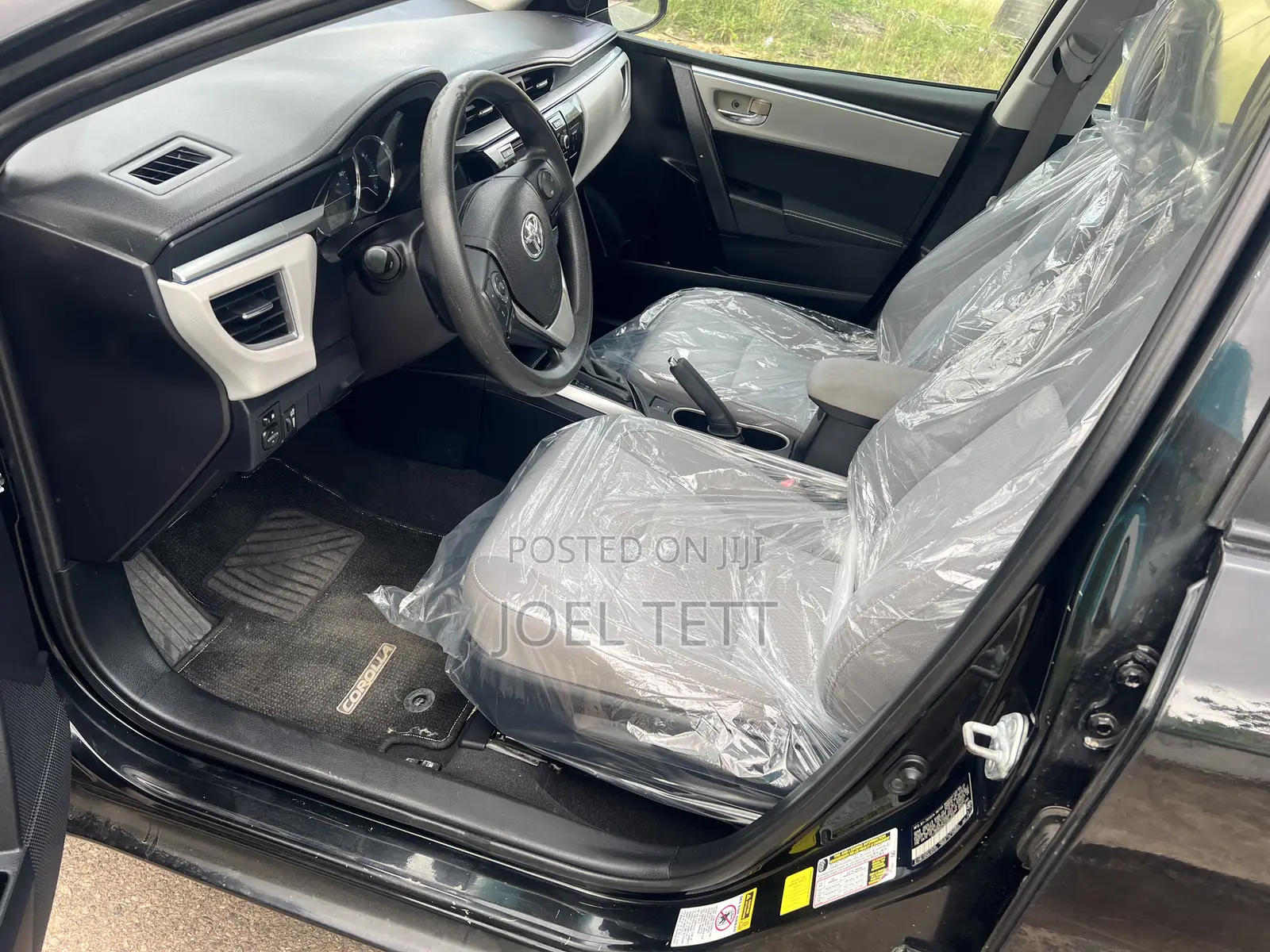 Toyota Corolla LE Eco 4dr Sedan (1.8L 4cyl CVT) 2016 Black
