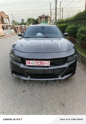 Dodge Charger SXT 4dr Sedan (3.6L 6cyl 8A) 2015 Matt Black