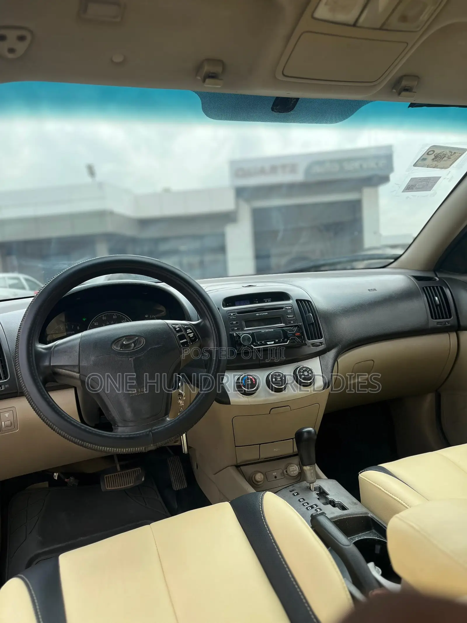 Hyundai Elantra 2010 Brown
