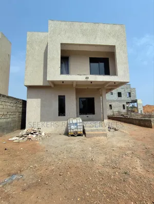 3bdrm Townhouse/Terrace In Seekers Realty, Accra Metropolitan For Sale