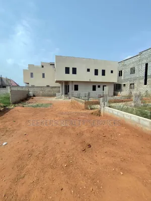 3bdrm Townhouse/Terrace In Seekers Realty, Accra Metropolitan For Sale