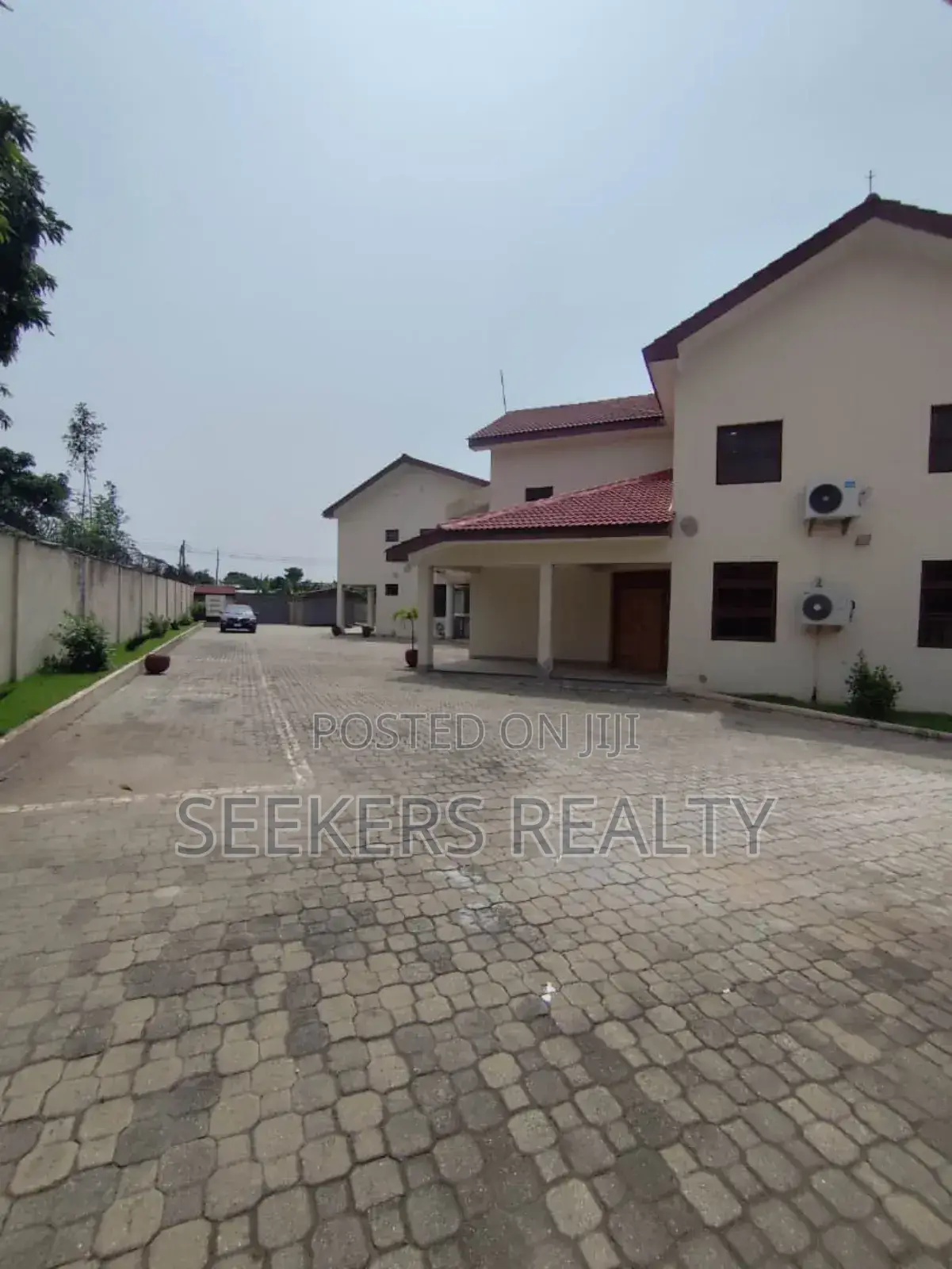 15bdrm House in Seekers Realty, MTN Area for rent