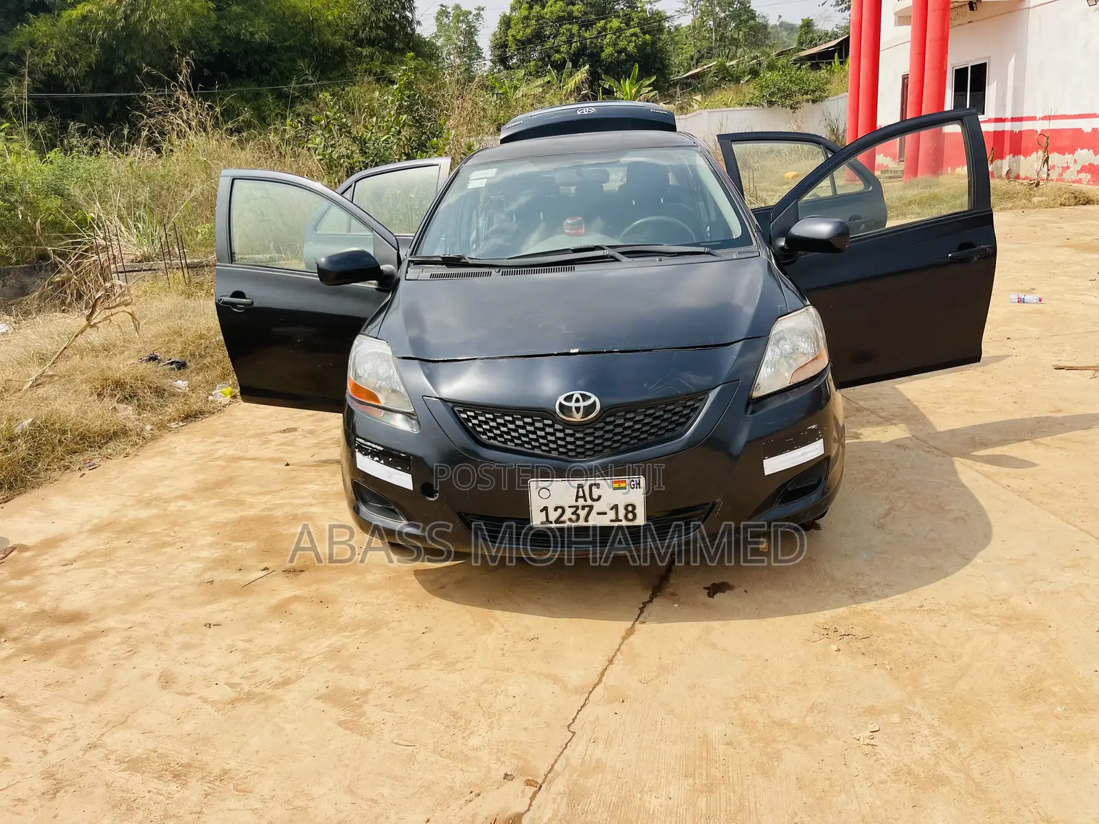 Toyota Yaris 2010 Black