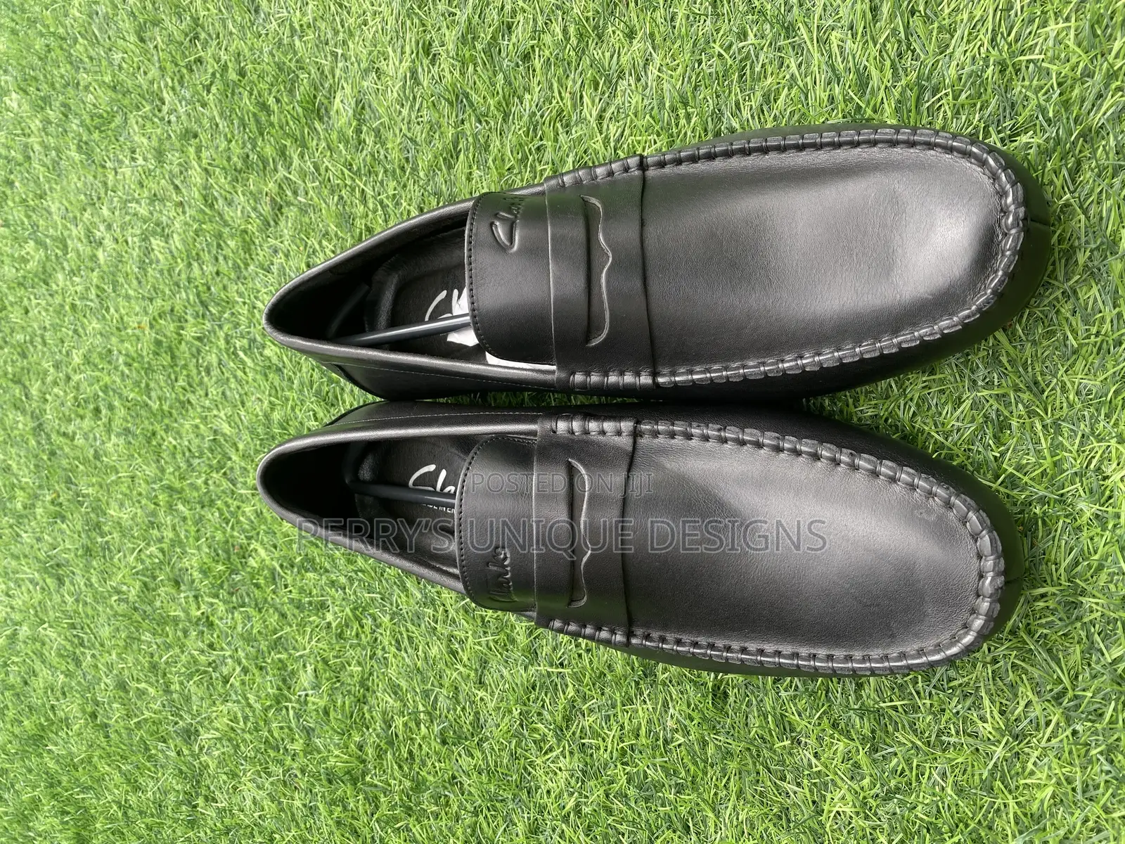 Classic Comfort Leather Loafers - Black