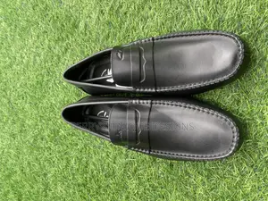 Classic Comfort Leather Loafers - Black