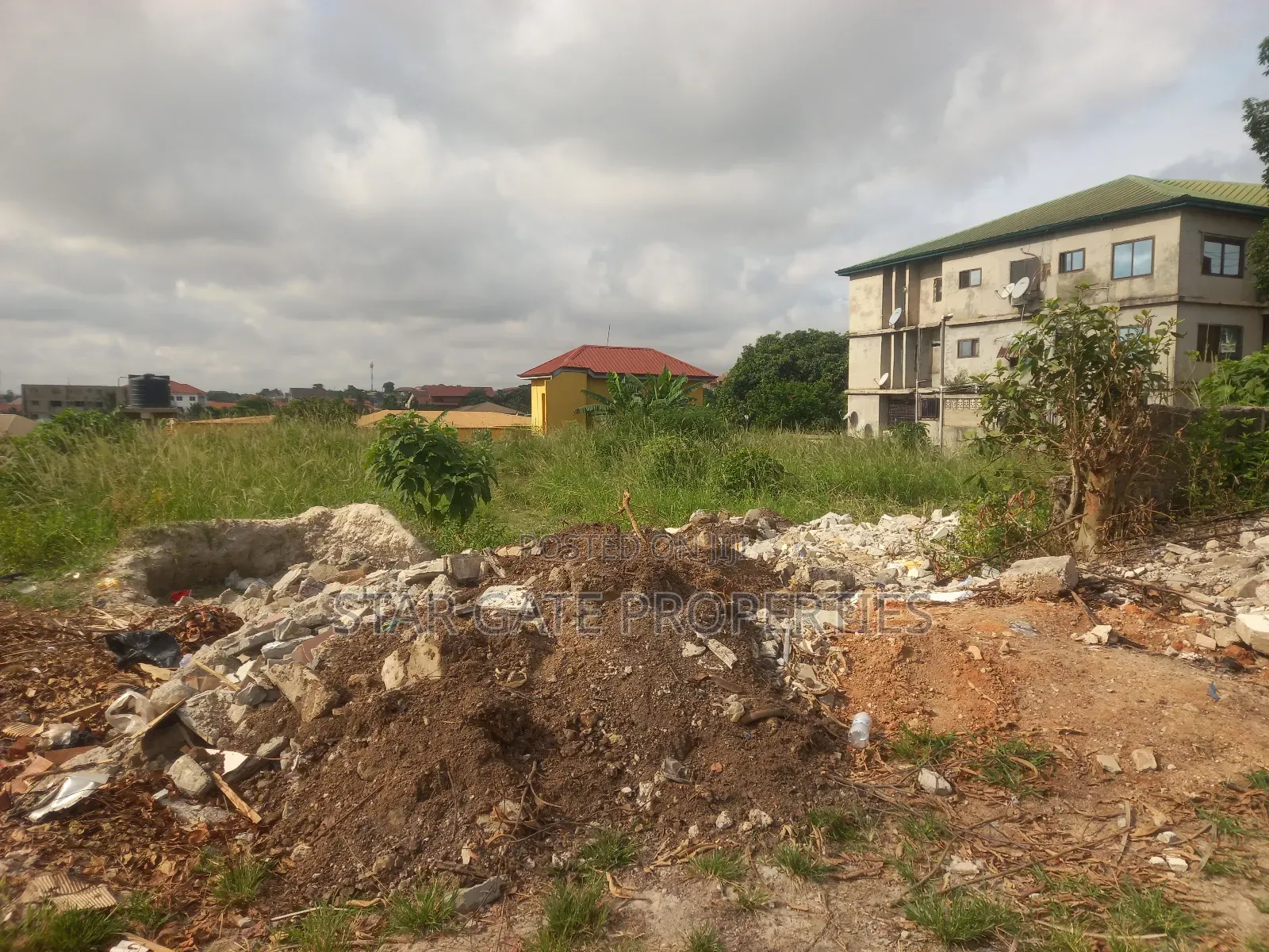 Plot for Sale at Buokrom Estate Junction.