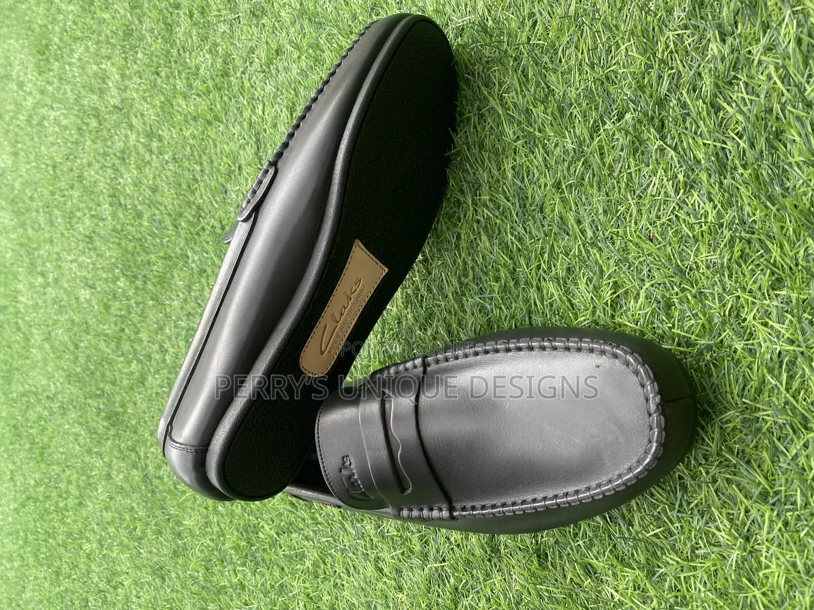 Classic Comfort Leather Loafers - Black