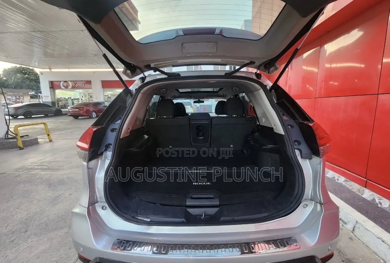 Nissan Rogue 2017 Silver