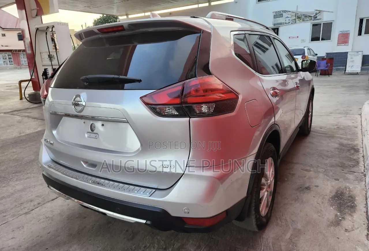 Nissan Rogue 2017 Silver