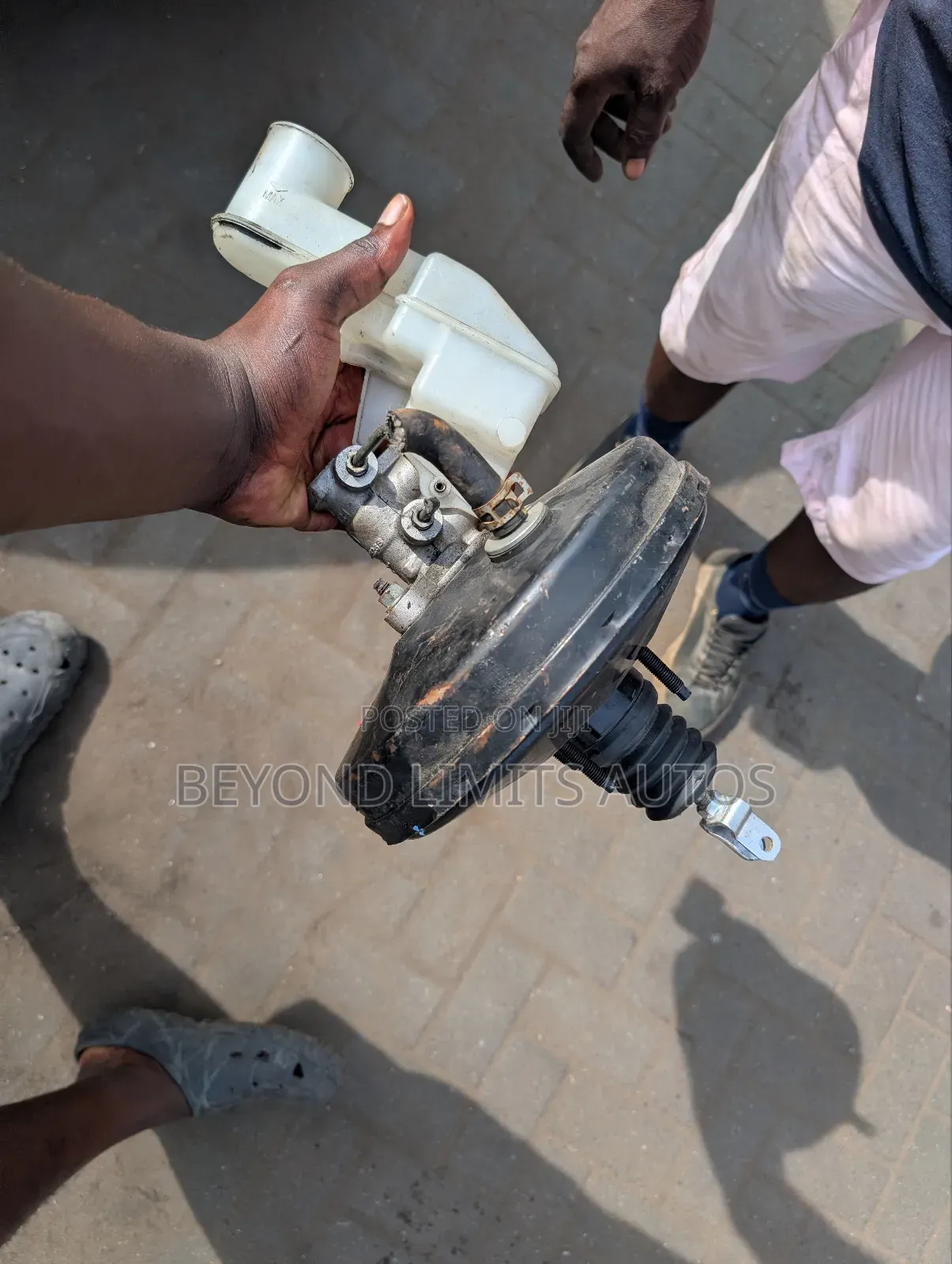 Toyota Vitz 2008,2009,2010,2011 Brake Pot