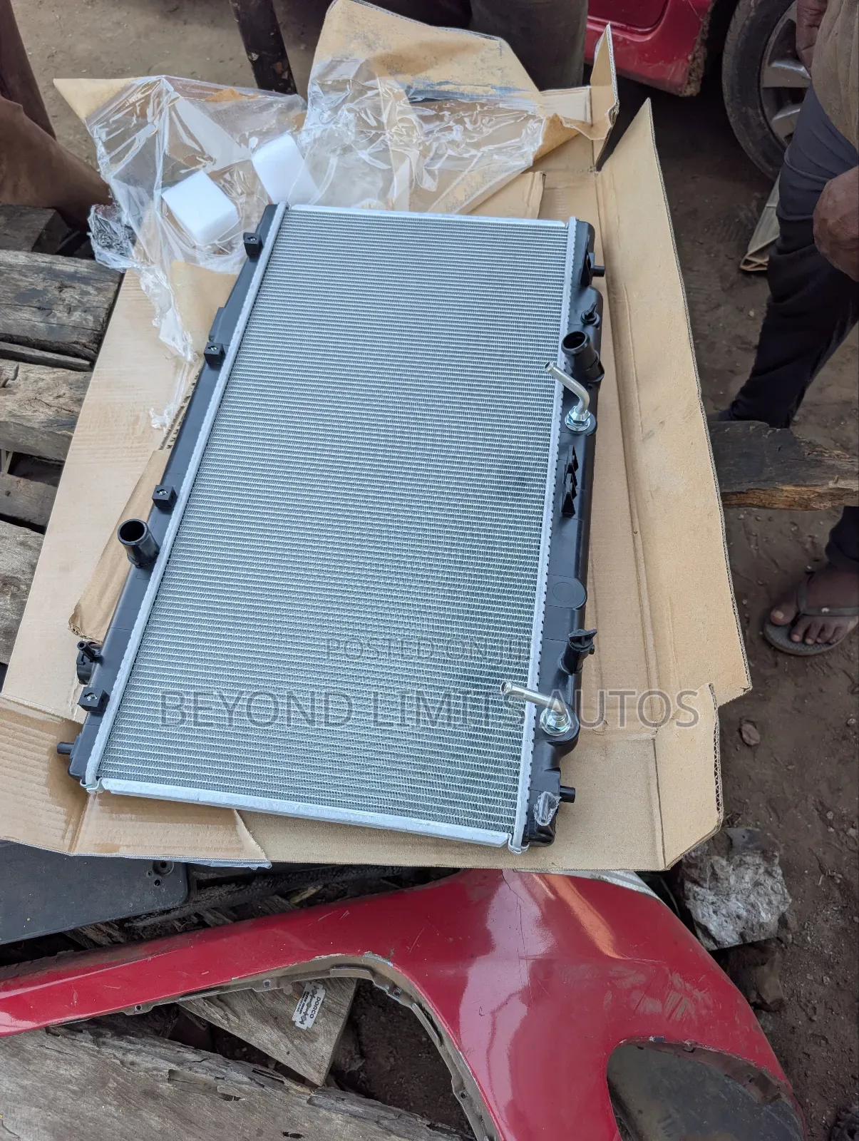 Honda Fit 2009,2010,2011,2012 Radiator / Water Tank