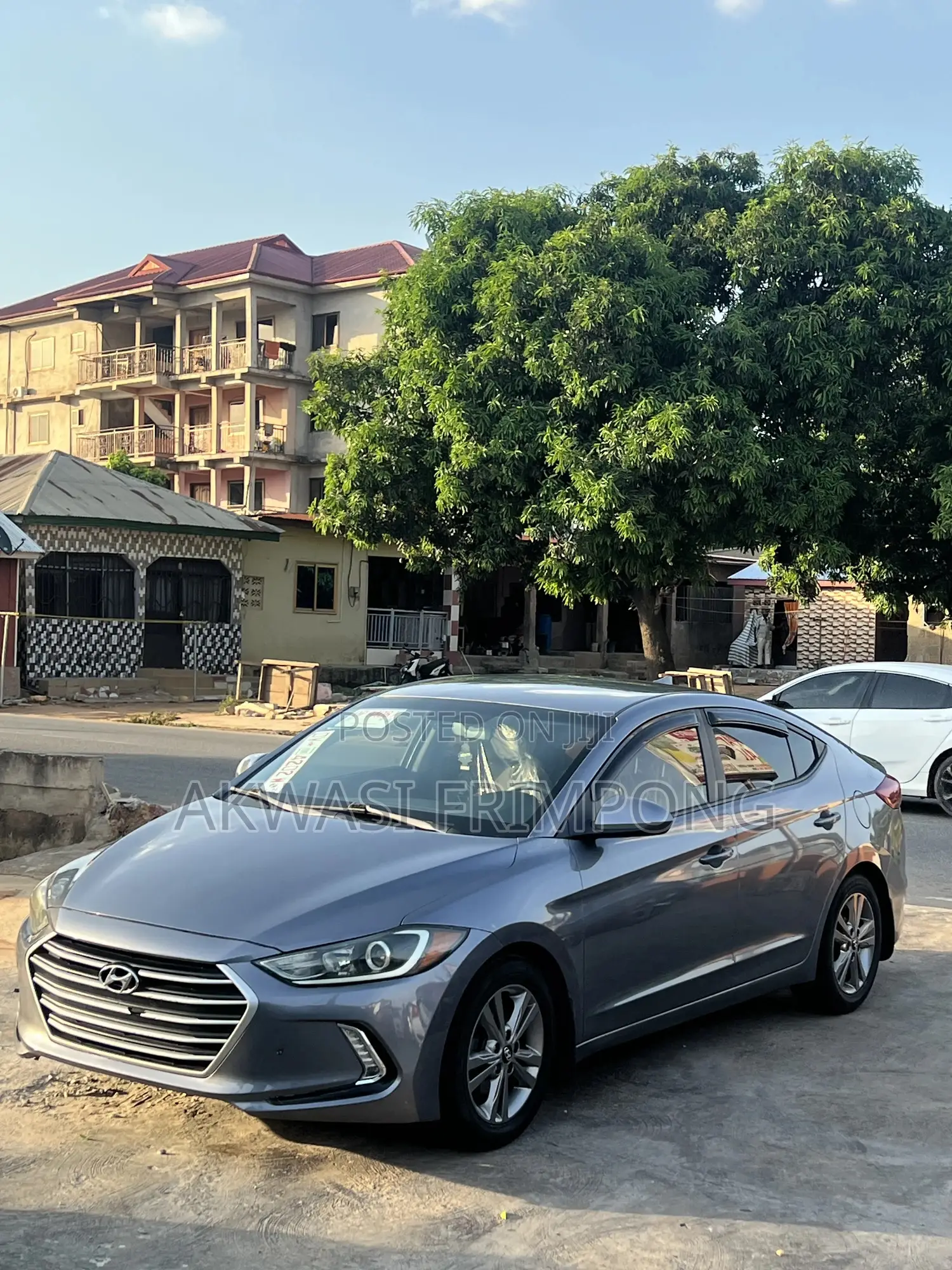 Hyundai Elantra Limited Sedan FWD (2.0L 4cyl 6A) 2017 Gray