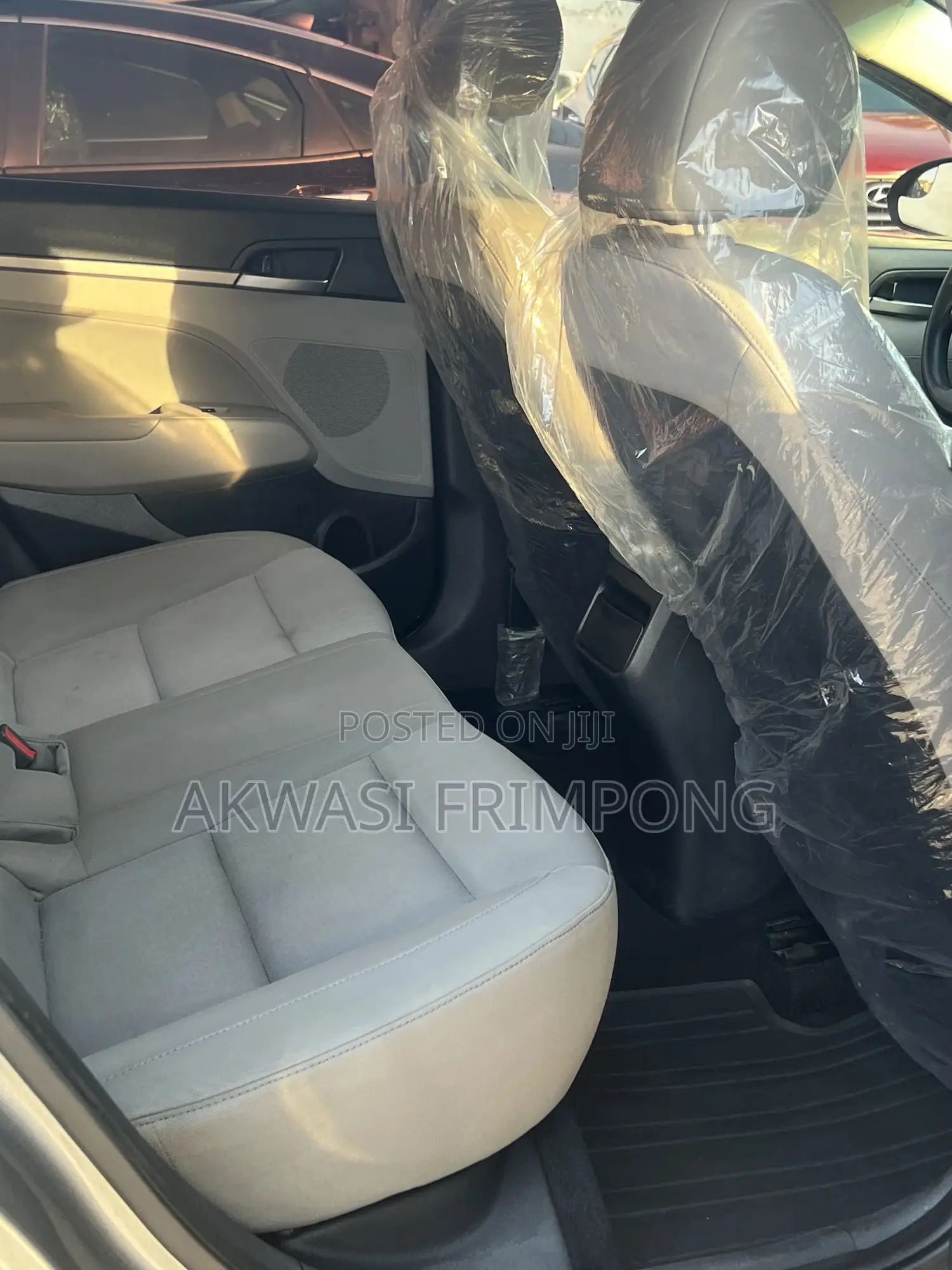 Hyundai Elantra Limited Sedan FWD (2.0L 4cyl 6A) 2017 Gray