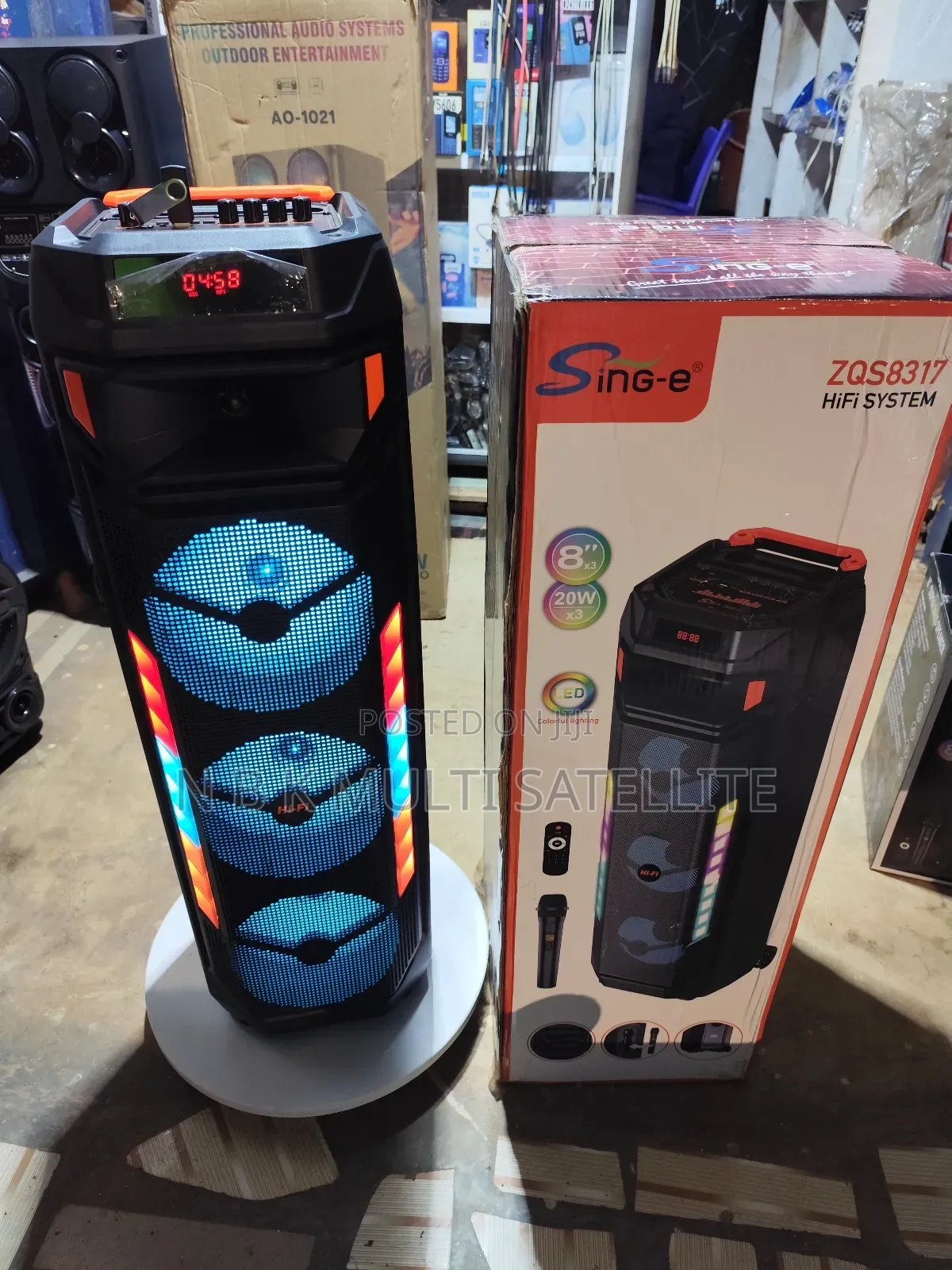 Outdoor Bluetooth Speaker With 1 Microphone