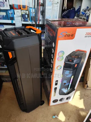 Outdoor Bluetooth Speaker With 1 Microphone