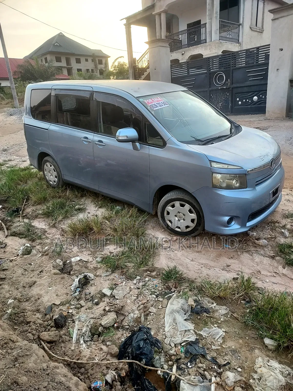 Toyota Voxy 2010 Blue