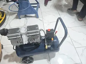 30 Liters Oil Less Air Compressor