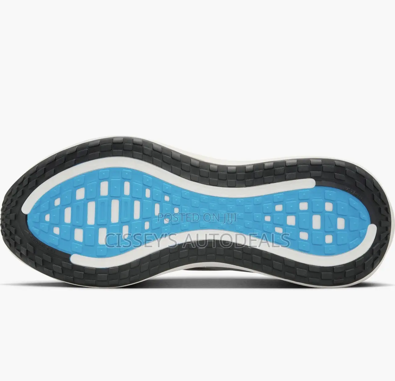Vomero Plus Running Shoe