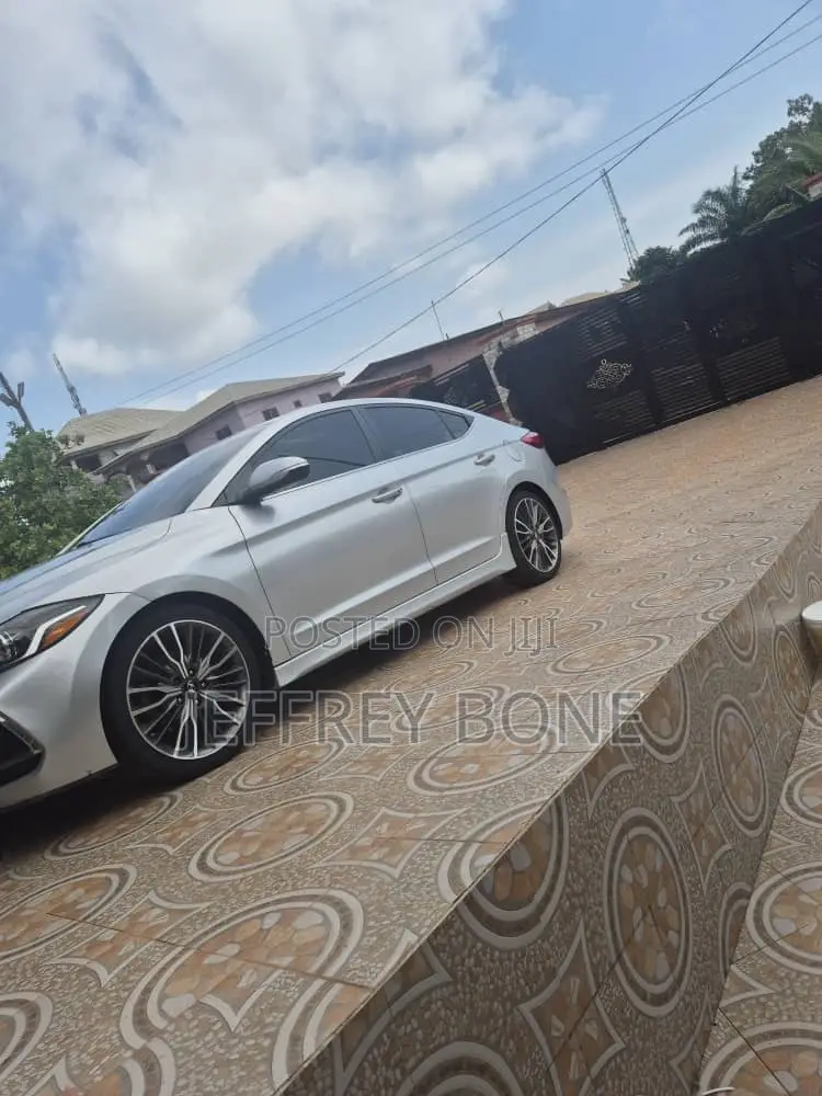 Hyundai Elantra SE 2018
