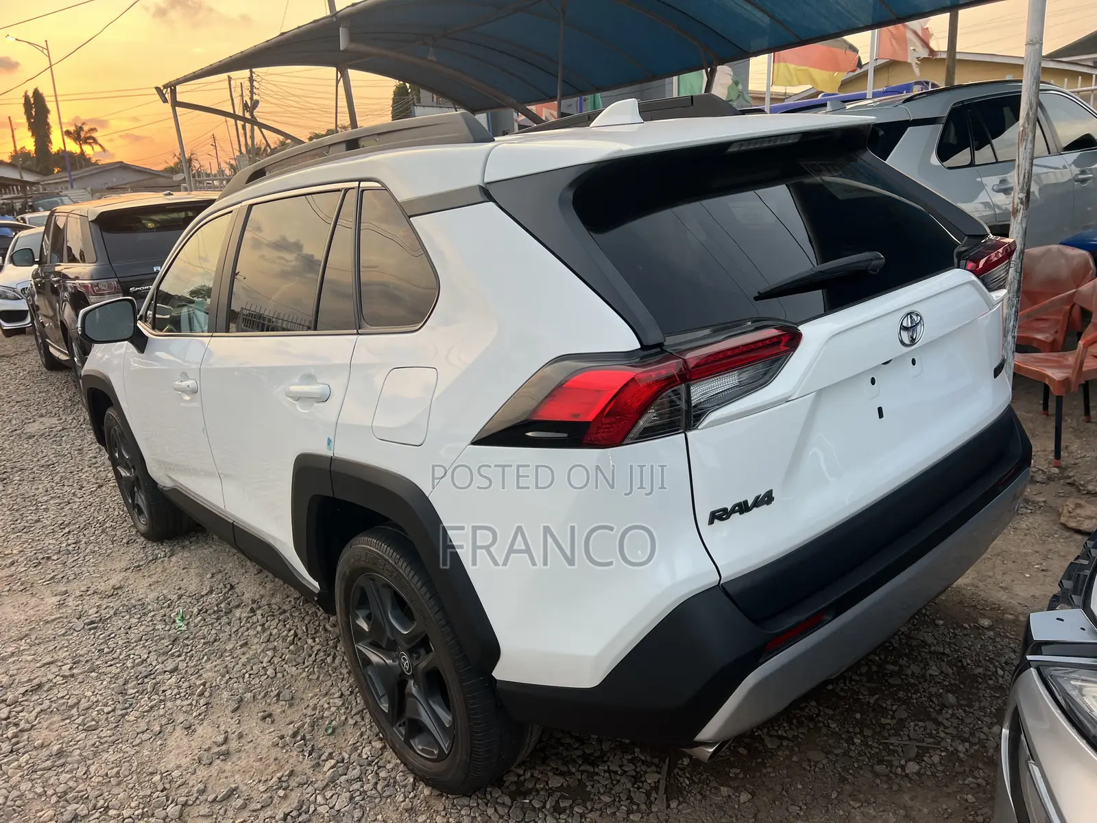 Toyota RAV4 Adventure AWD 2023 White