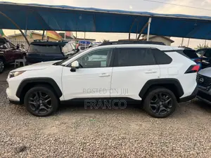 Toyota RAV4 Adventure AWD 2023 White