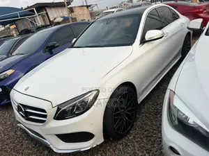 Mercedes-Benz C300 Sport 4Matic Sedan AWD (2.0L 4cyll 7A) 2016 White