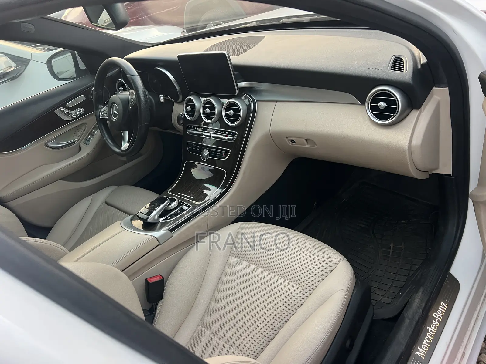 Mercedes-Benz C300 Sport 4Matic Sedan AWD (2.0L 4cyll 7A) 2016 White