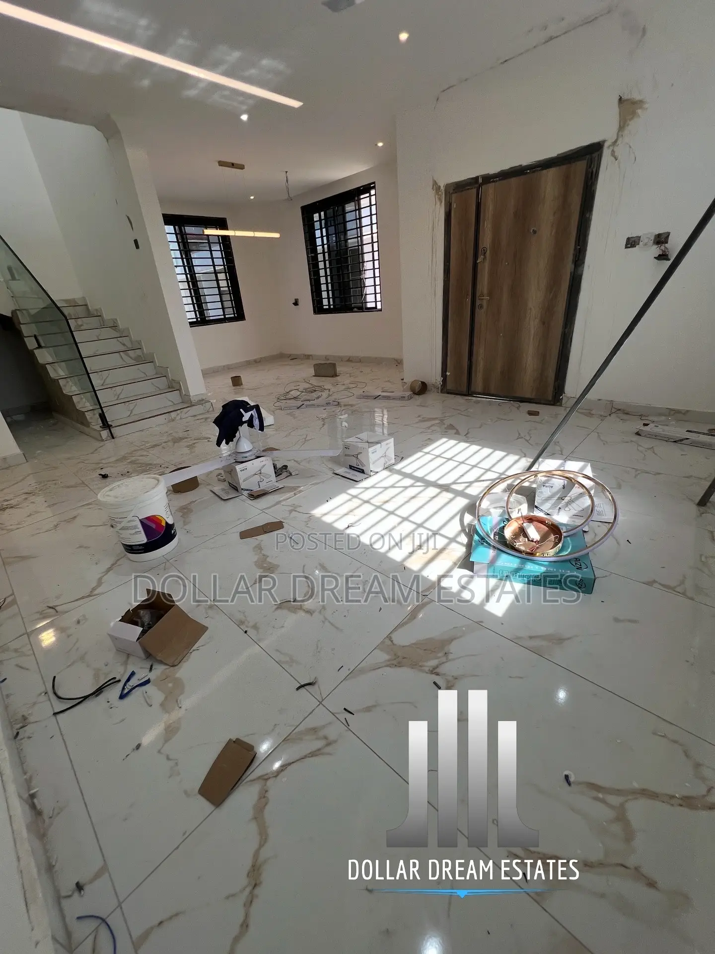 3bdrm Townhouse / Terrace in North Legon for rent