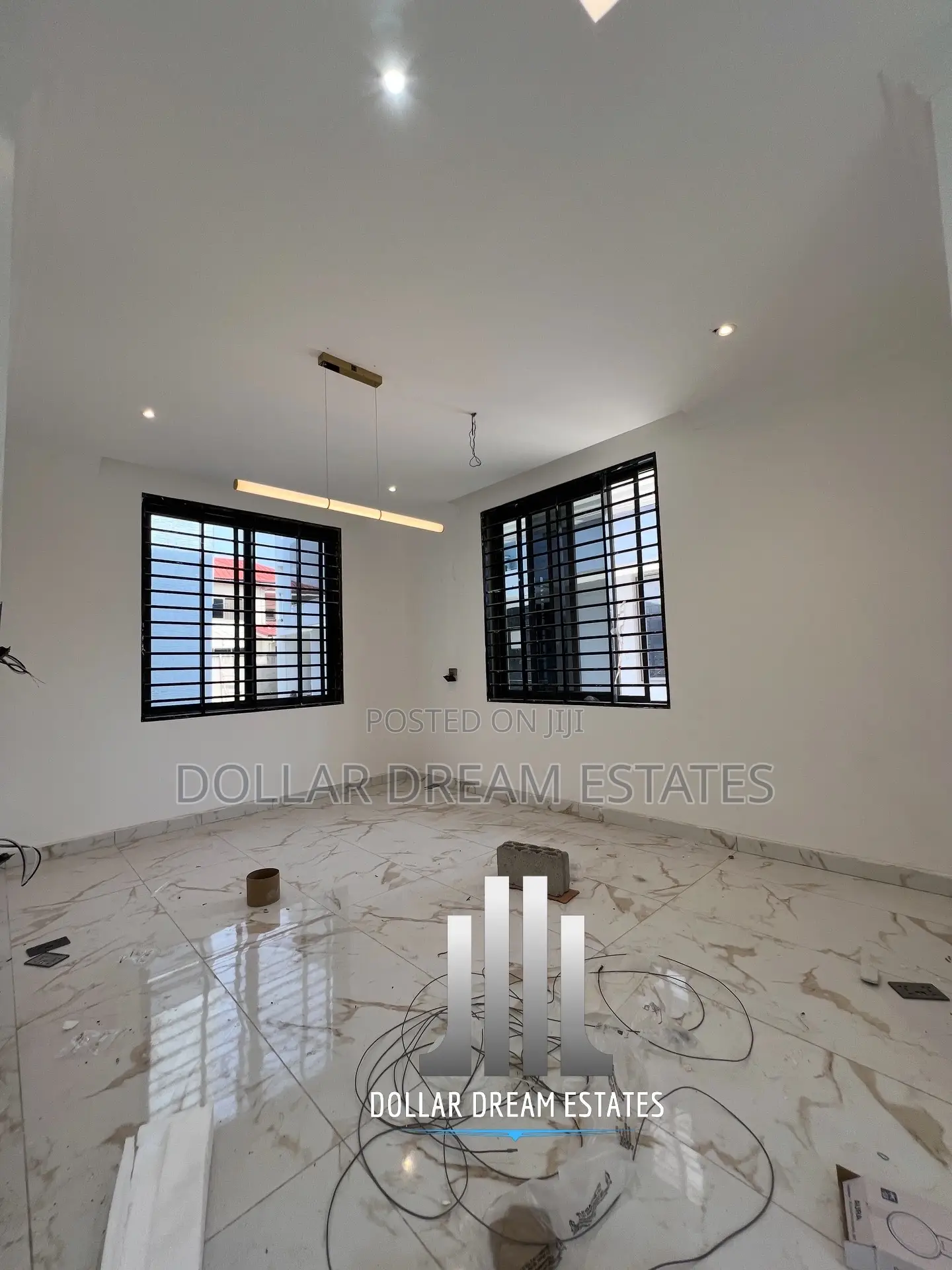 3bdrm Townhouse / Terrace in North Legon for rent
