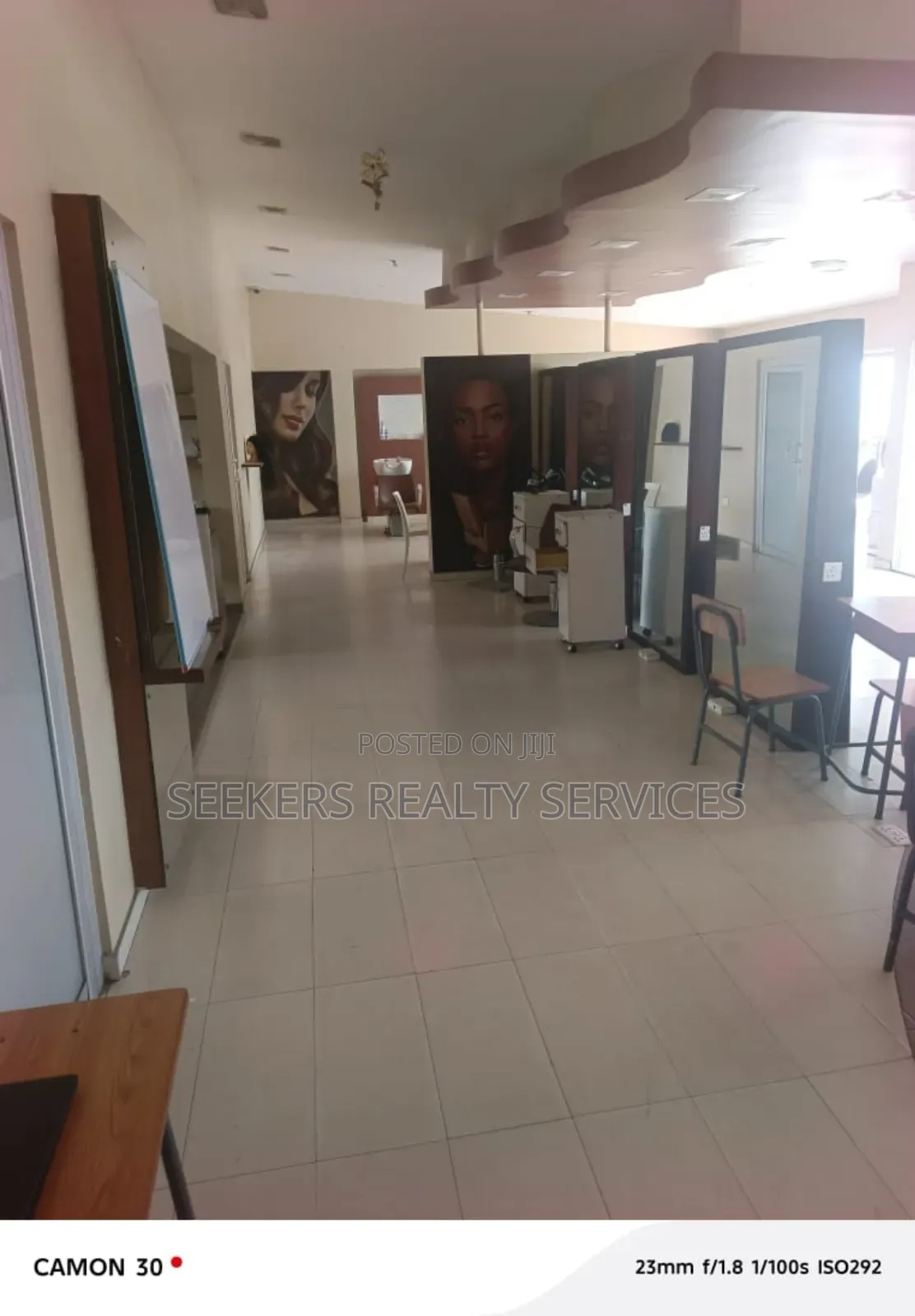 Salon Space for Rent – Prime Location Main Oxford Street, Osu