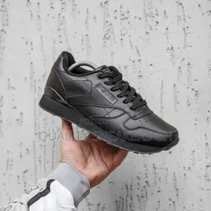 Black Reebok Classic Leather