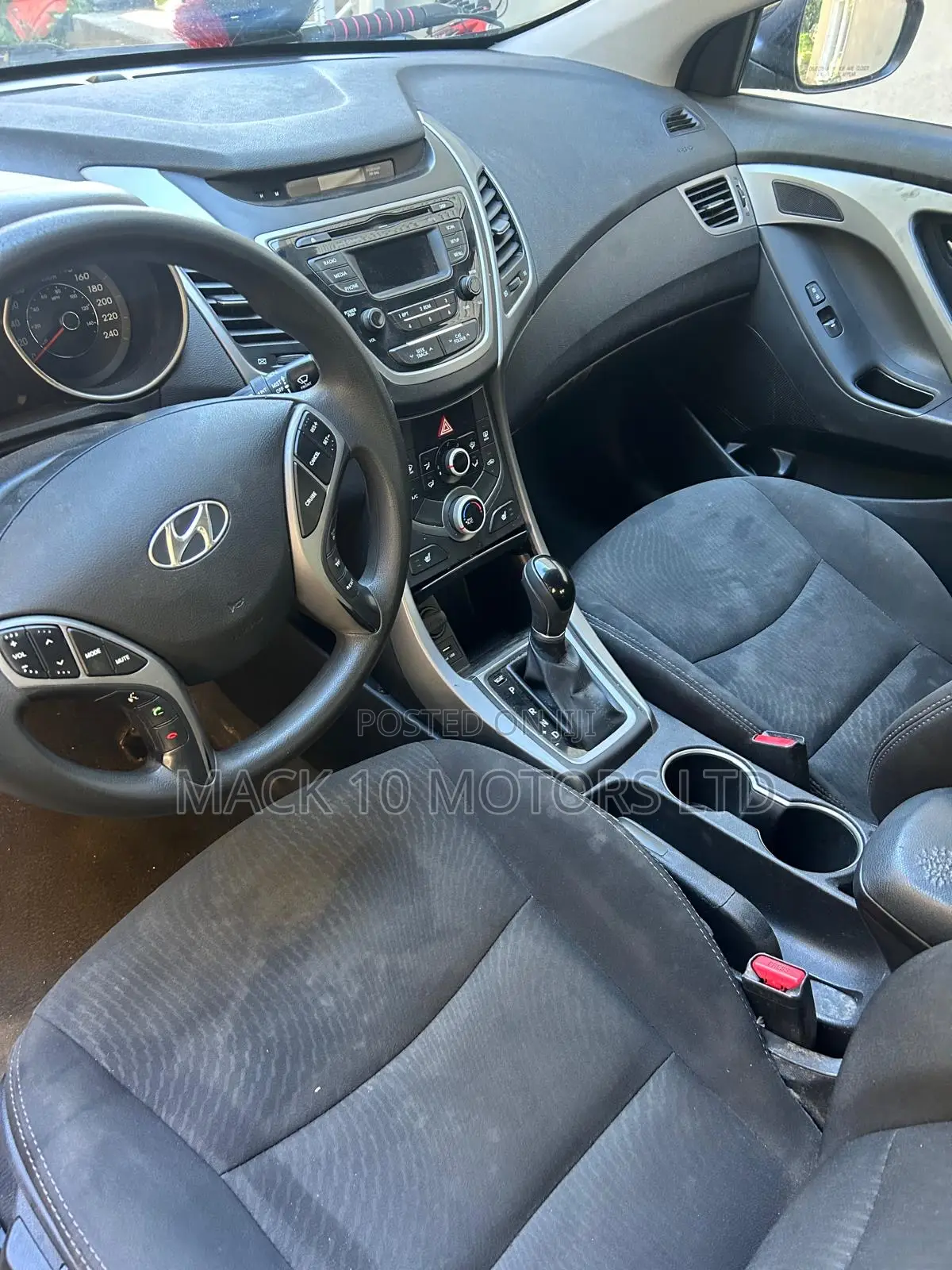 Hyundai Elantra SE 4dr Sedan (1.8L 4cyl 6A) 2015 Black