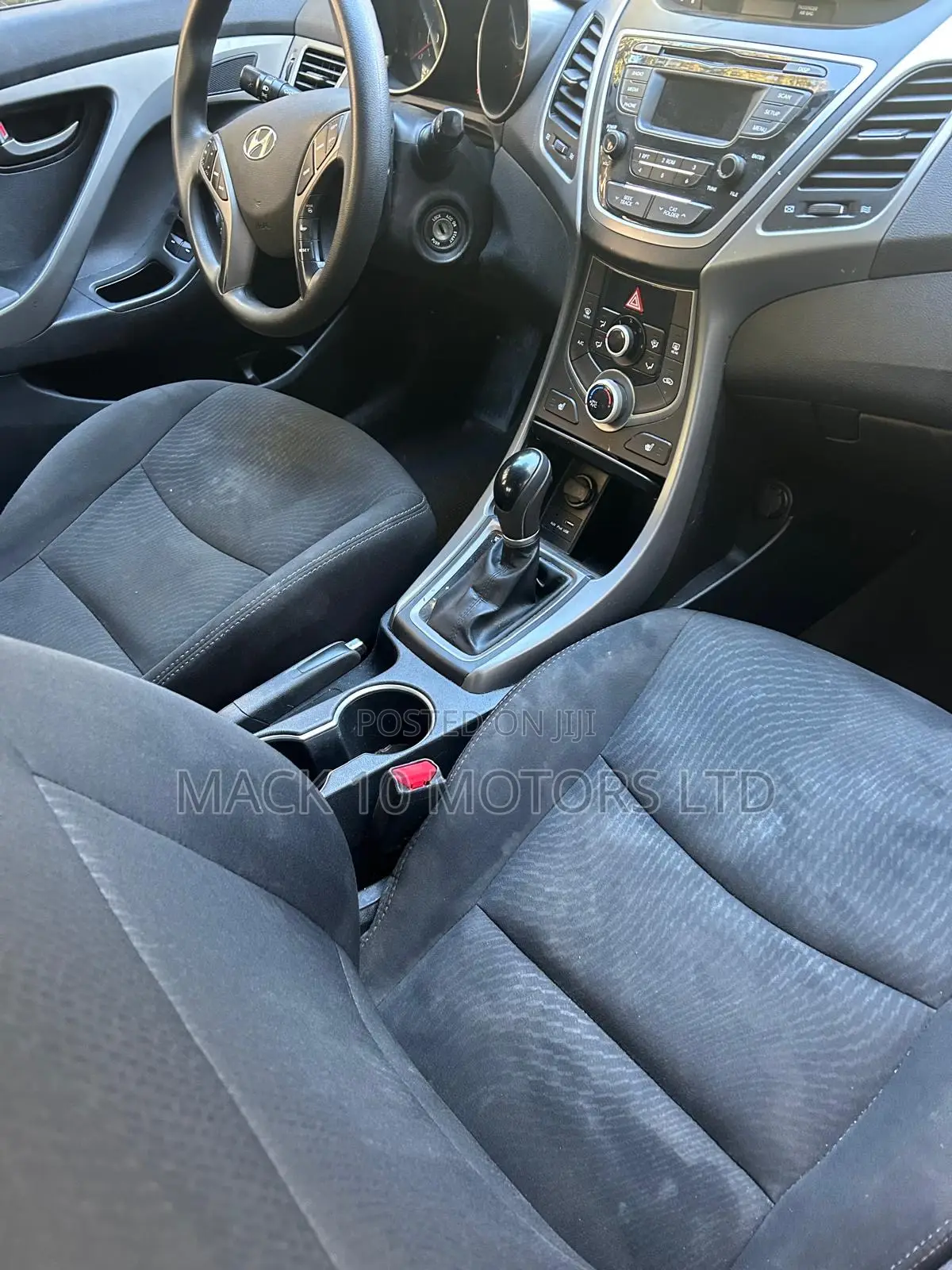 Hyundai Elantra SE 4dr Sedan (1.8L 4cyl 6A) 2015 Black
