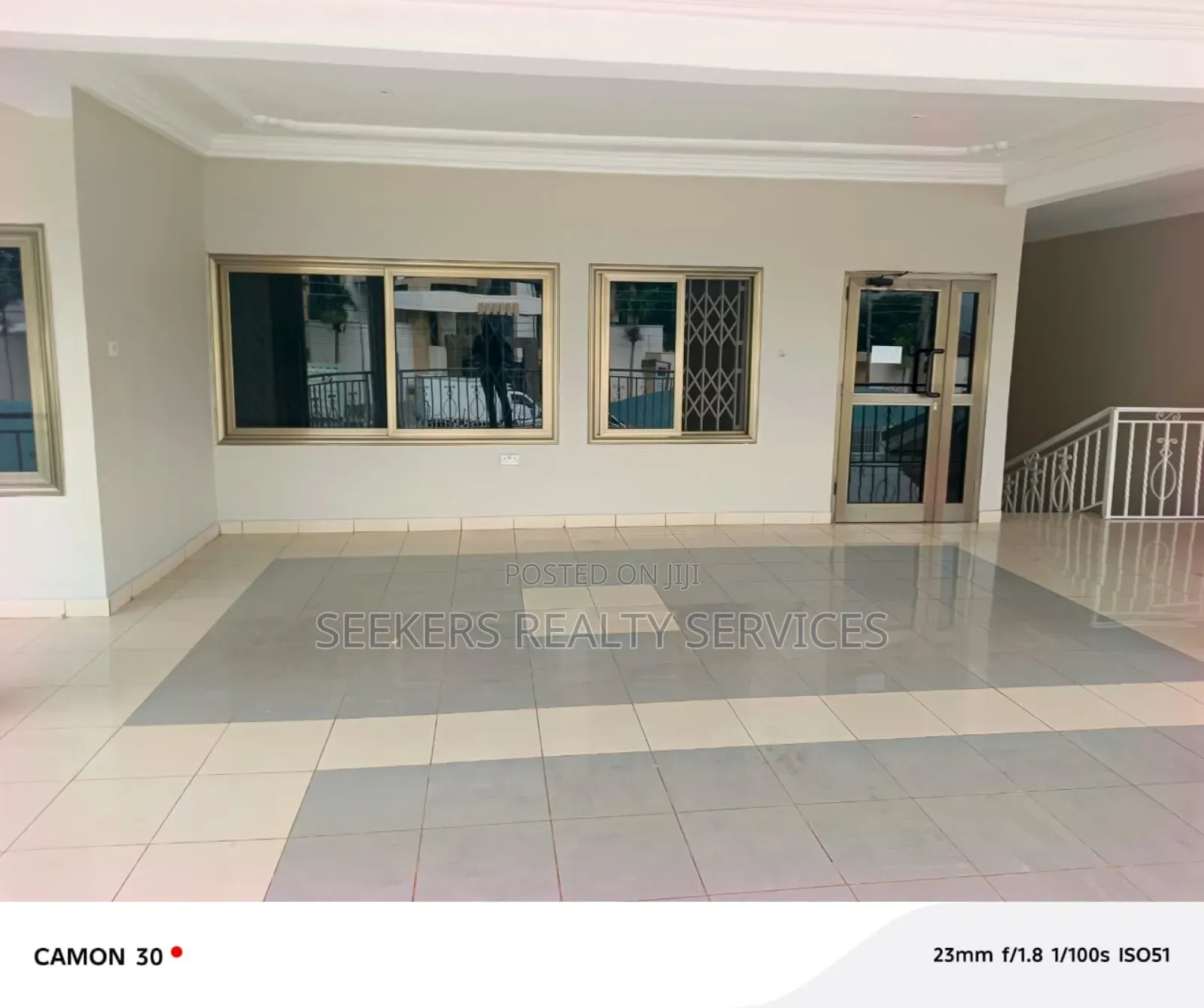 12bdrm House in Seekers Realty, Prisons for rent