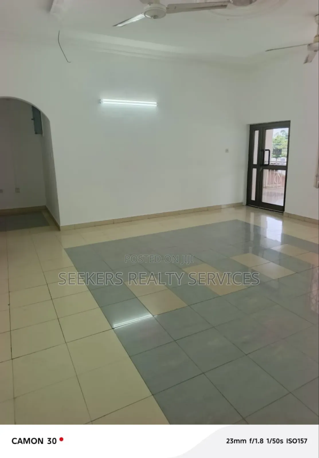 12bdrm House in Seekers Realty, Prisons for rent
