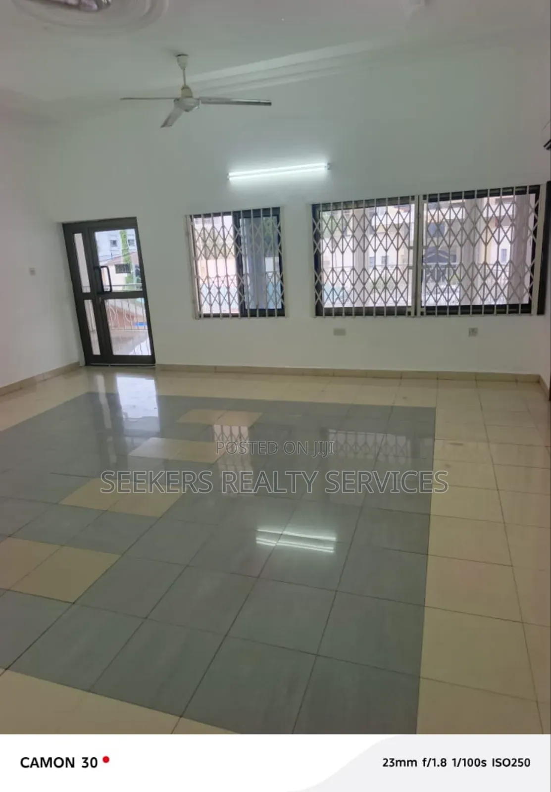 12bdrm House in Seekers Realty, Prisons for rent