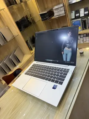New Laptop HP EliteBook 840 G9 16GB Intel Core i5 SSD 256GB