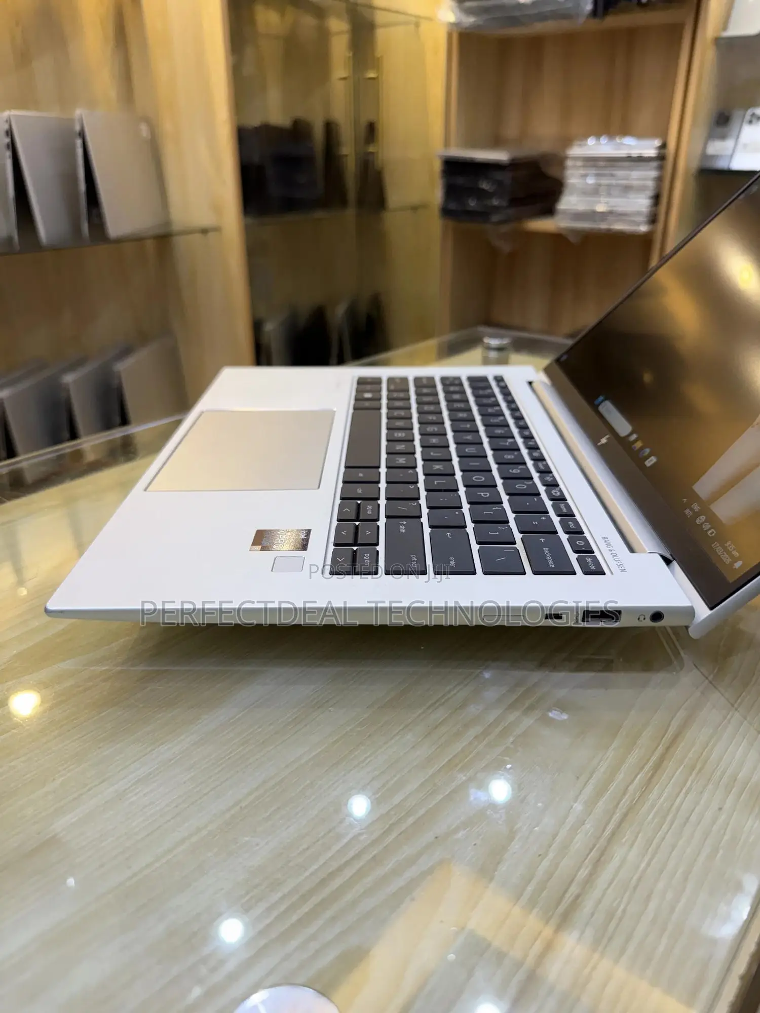 New Laptop HP EliteBook 840 G9 16GB Intel Core i5 SSD 256GB