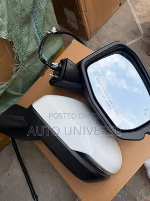 Honda Hrv 2023, 2024, 2025 Mirror With Sensor And Light