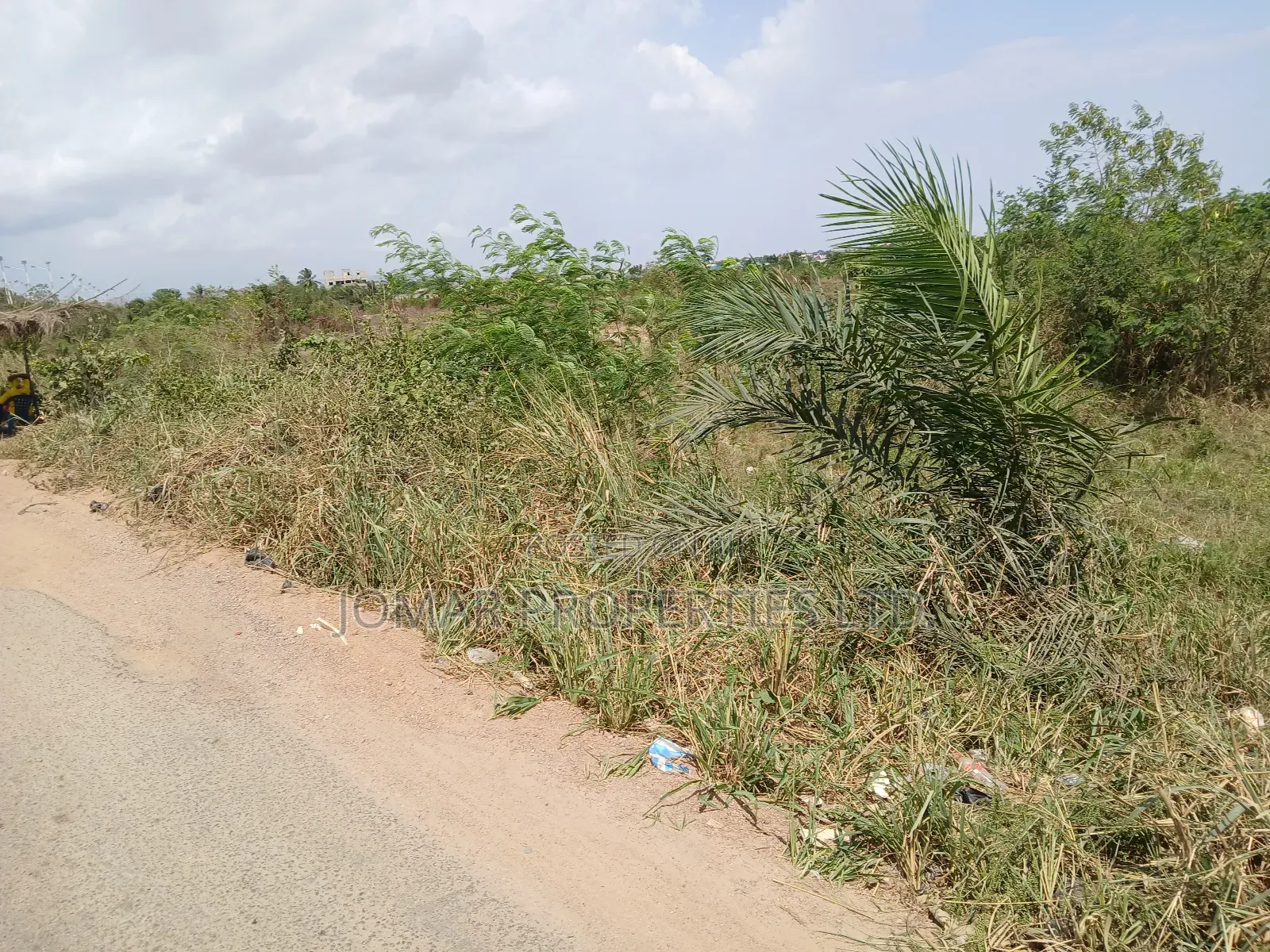 Plots on the Main Road for Sale at the Ashalaja