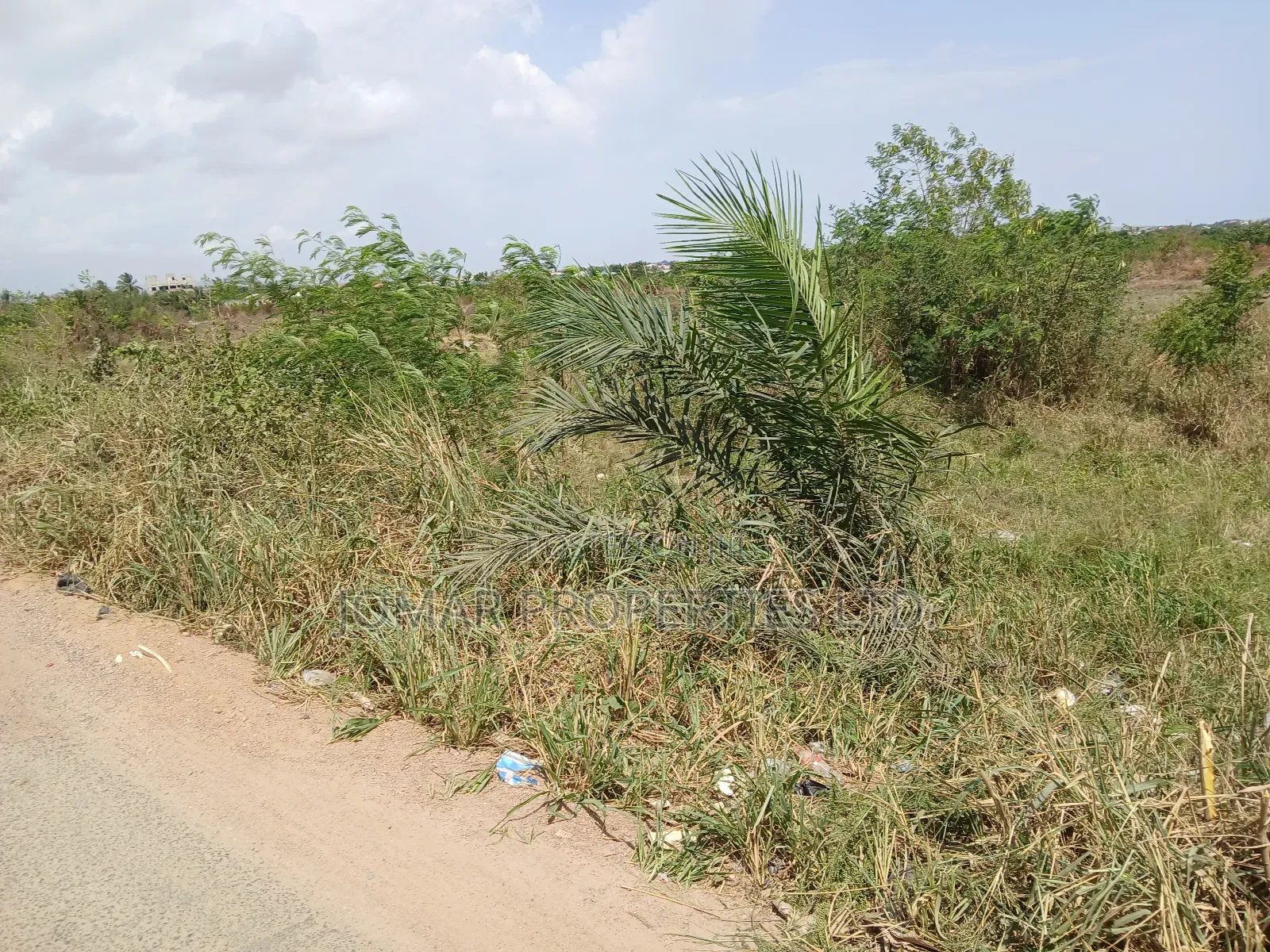 Plots on the Main Road for Sale at the Ashalaja