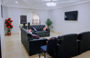 Furnished 10bdrm Villa in God'S Gift Villa, Ga South Municipal for rent