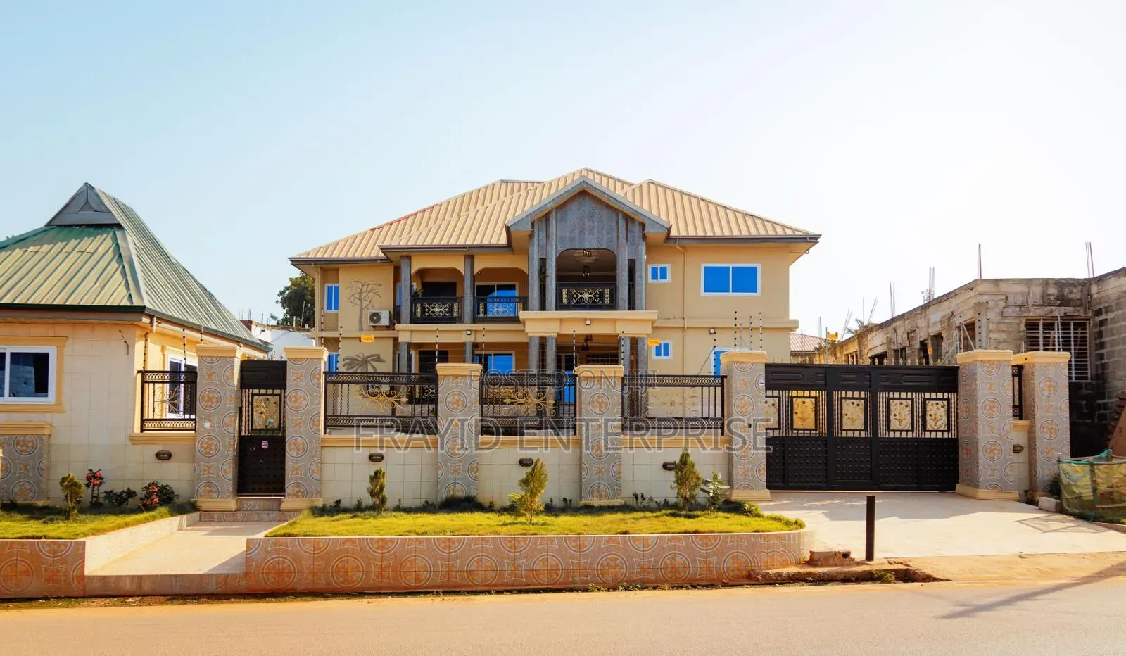Furnished 10bdrm Villa in God'S Gift Villa, Ga South Municipal for rent