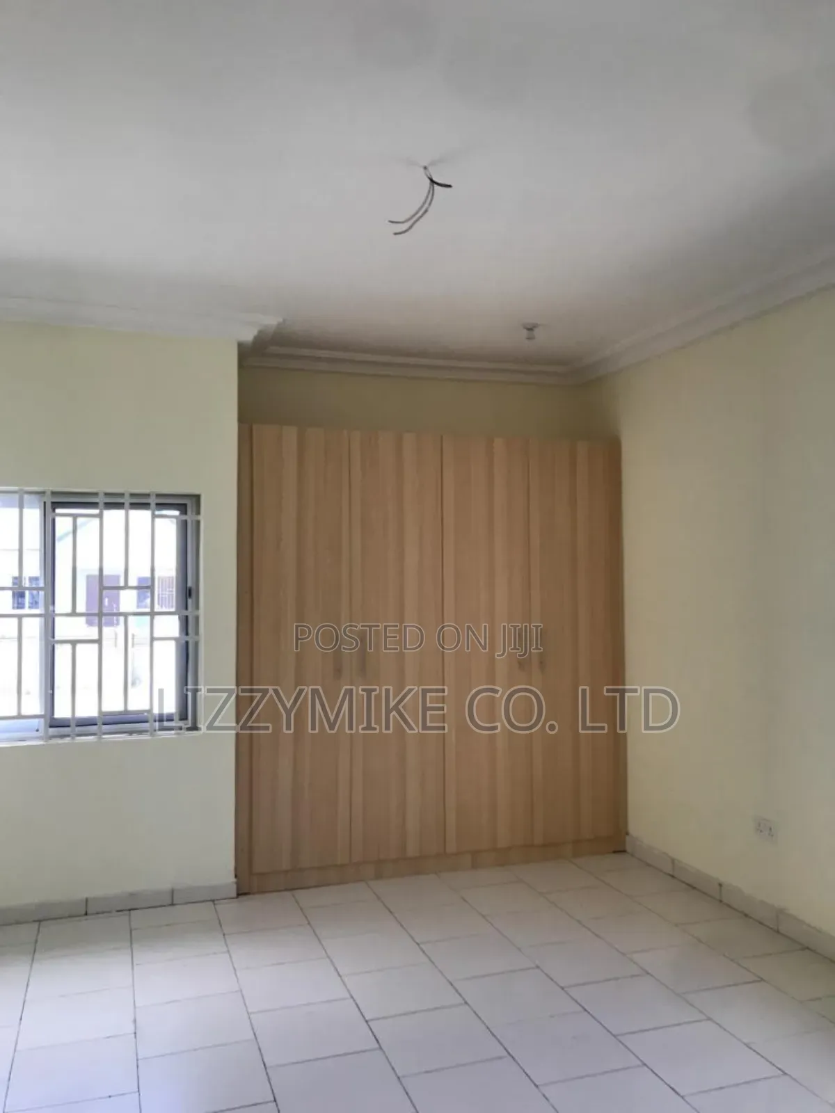 3bdrm House in Lm Estate, Building, Awutu Senya East Municipal for sale