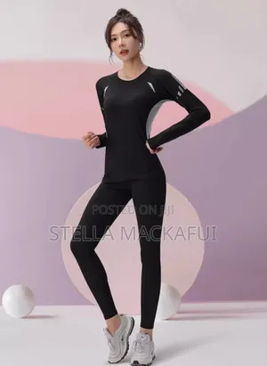 Ladies Thermal Active Wear Set